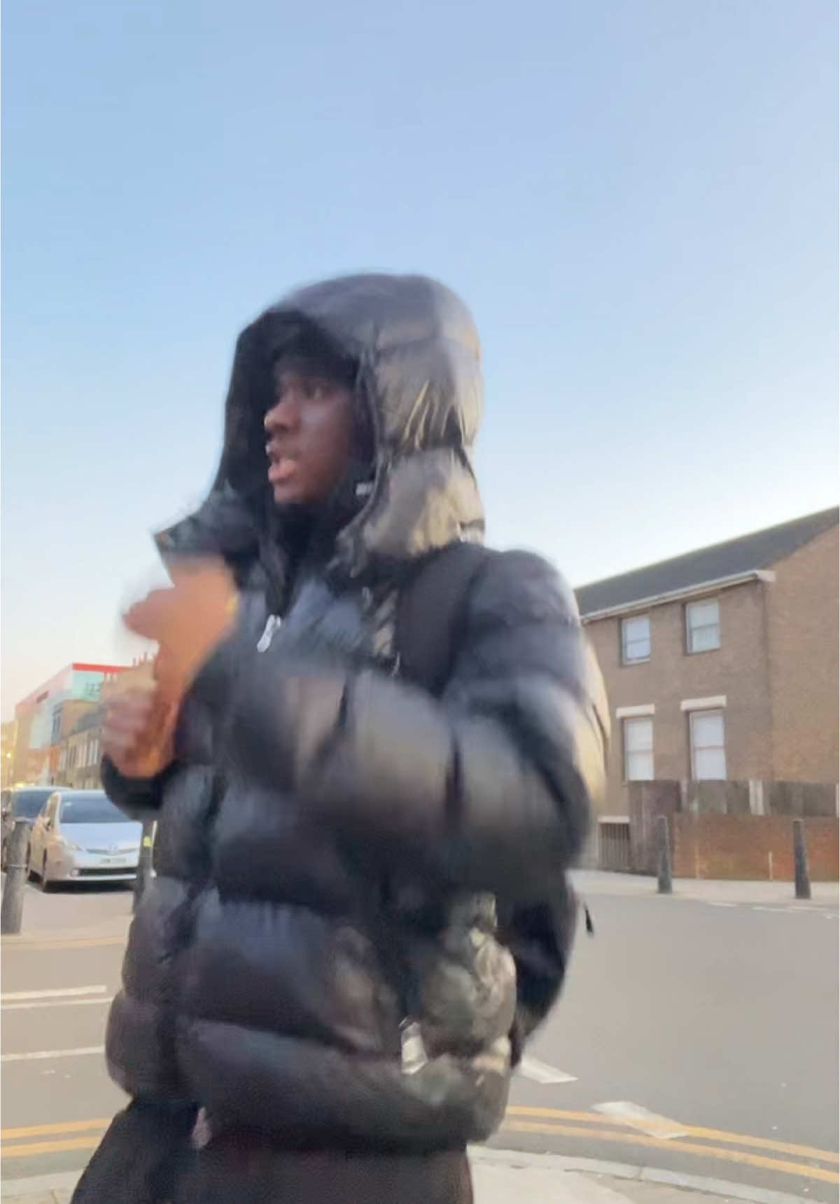 @Mr Akz 🇬🇧