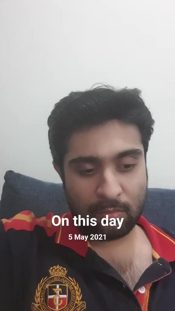 @UJQ