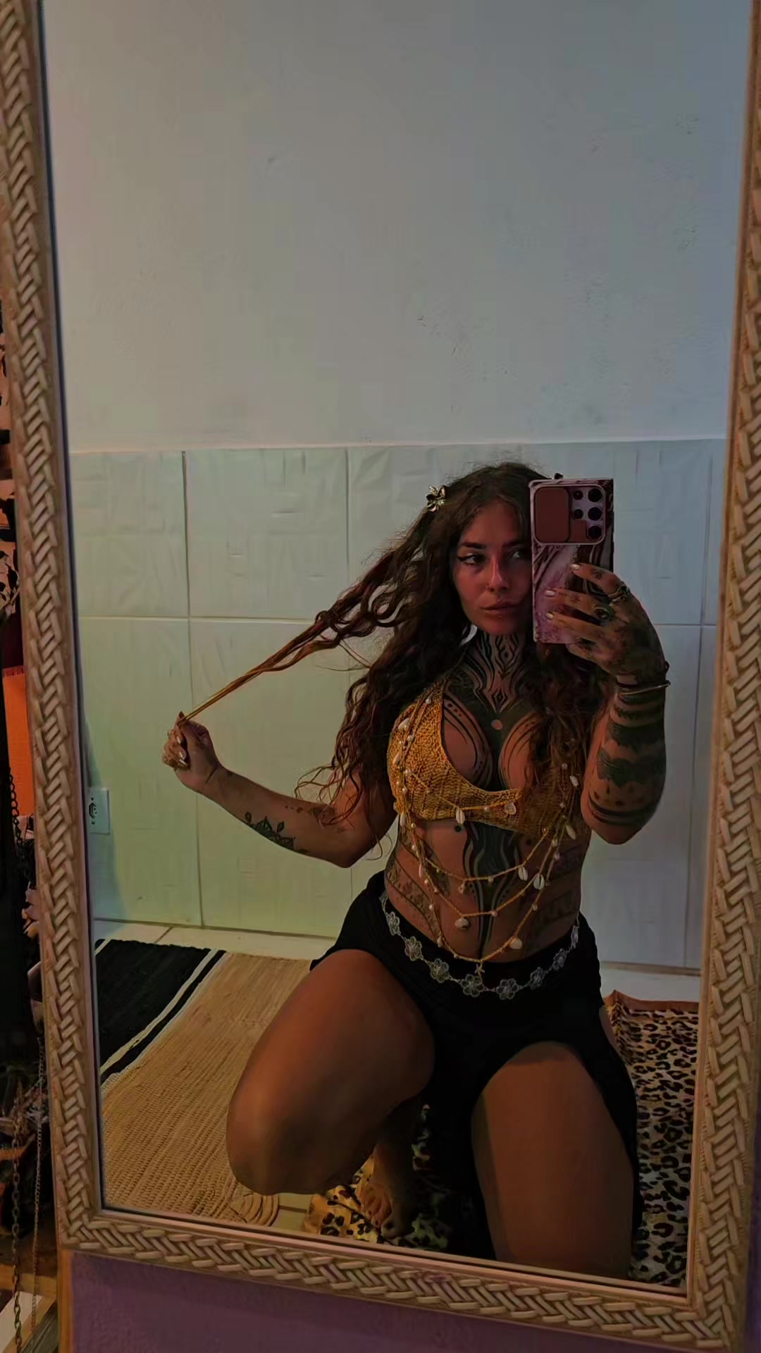 @Andreea Mystica