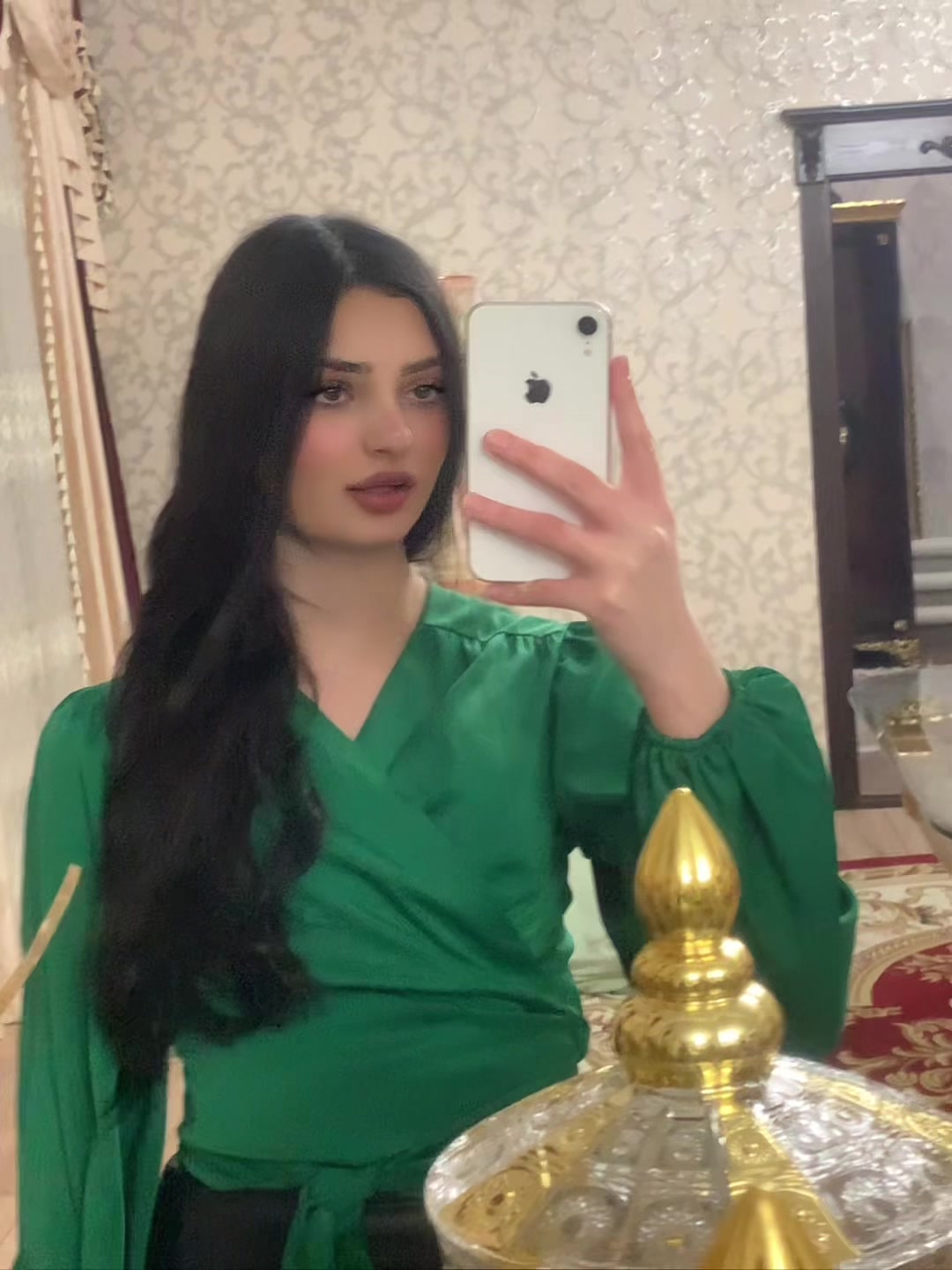 @𝐄|𝐕
