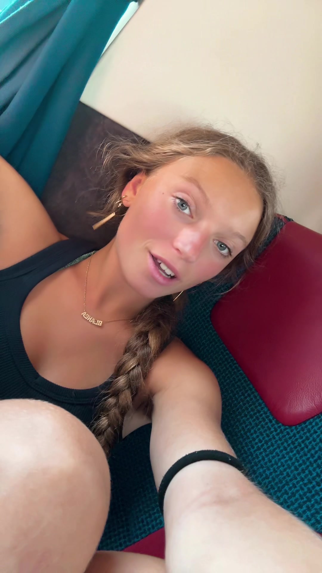 @MERYYY
