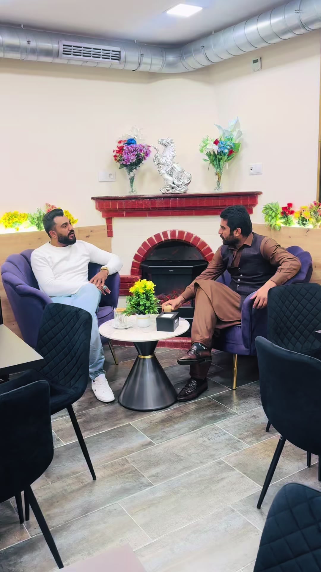 @🍁حسنین تاجےکا