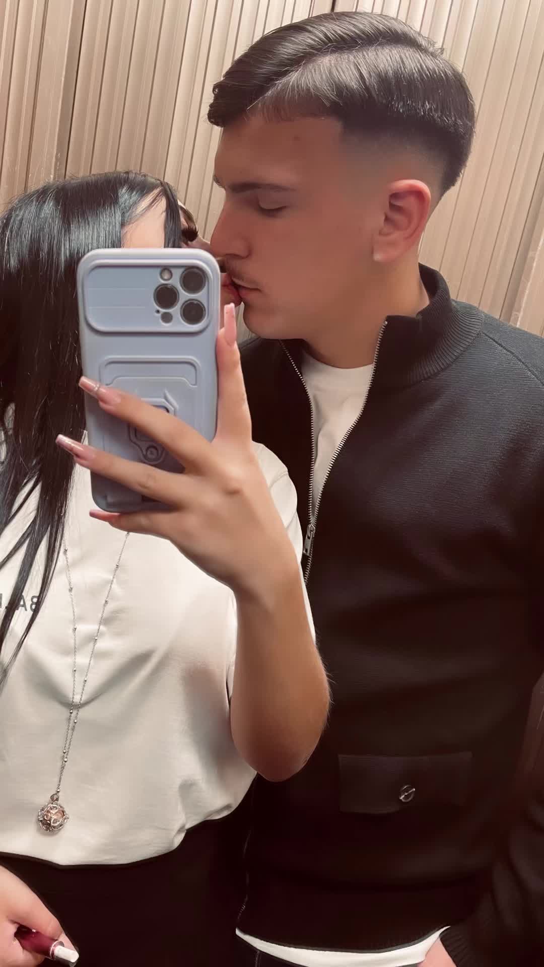 @𝑺𝑯𝑨𝑹𝑶𝑵🐍