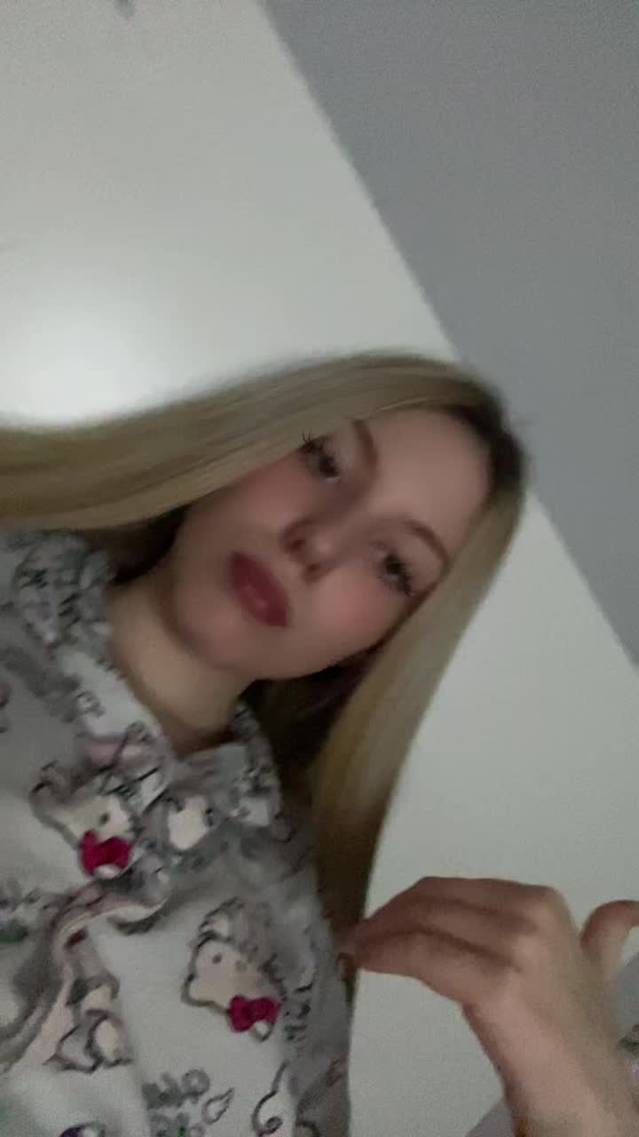@Holly💋