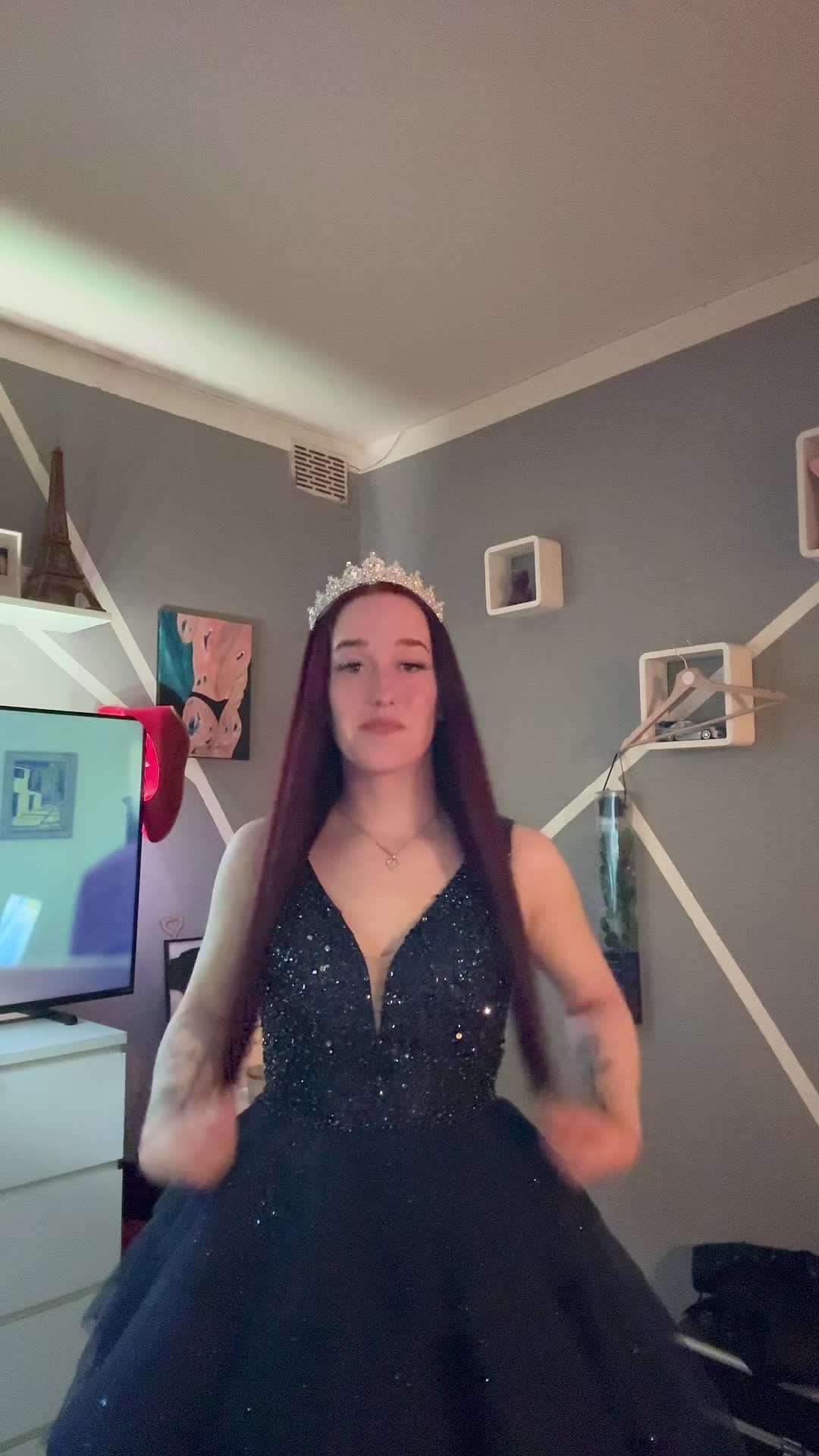 @Veronika