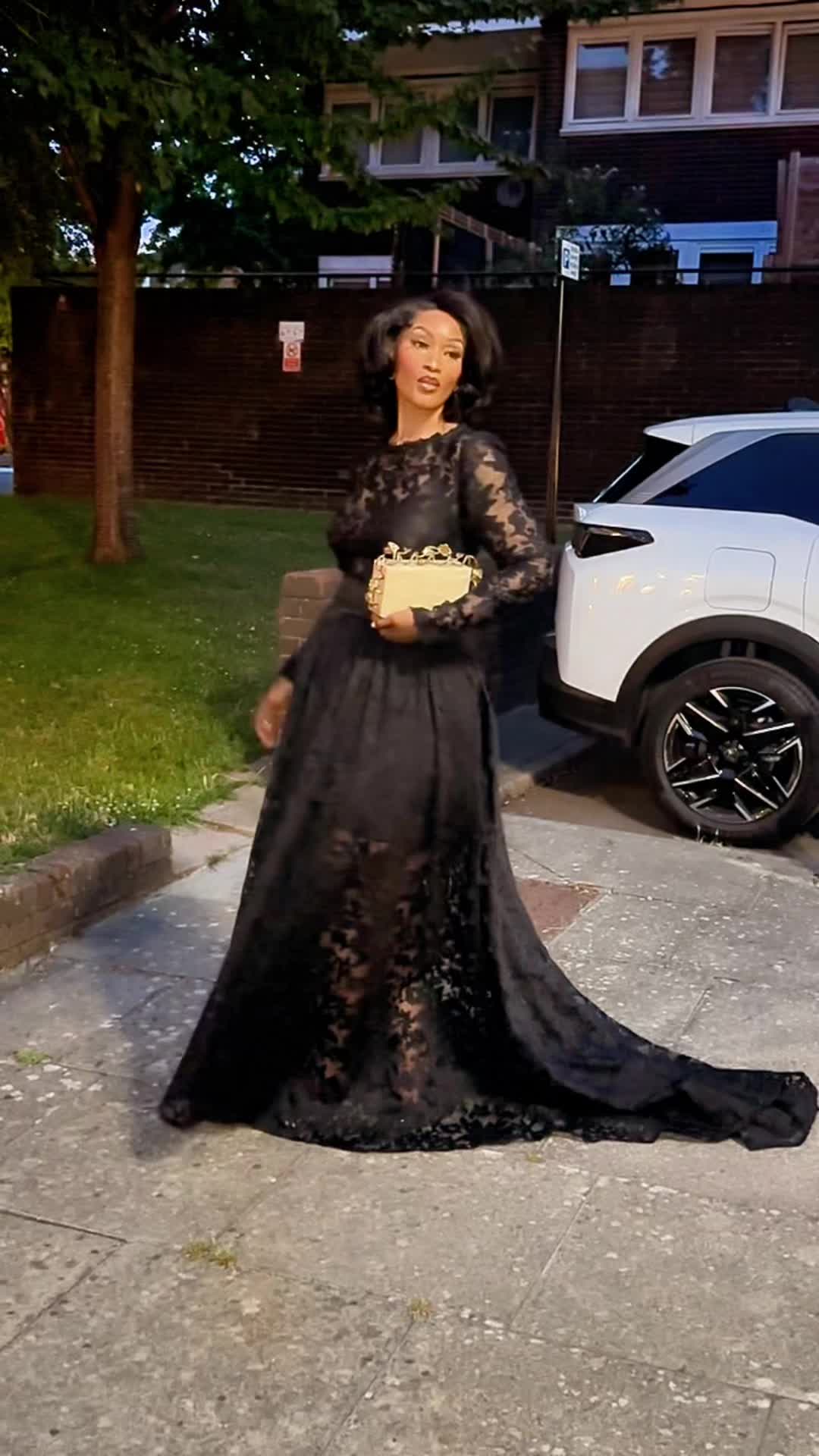 @LabellaChic21