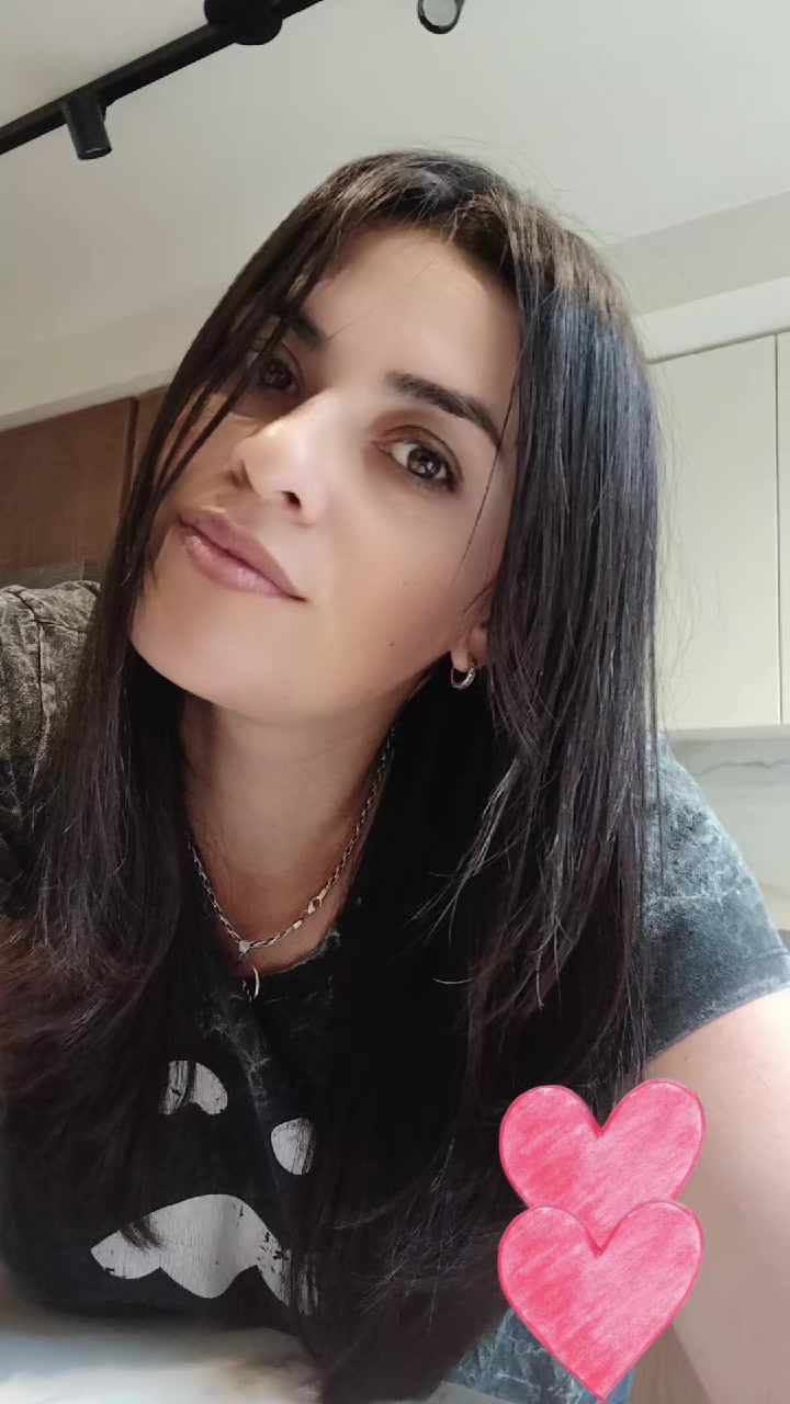 @Villarriqueña