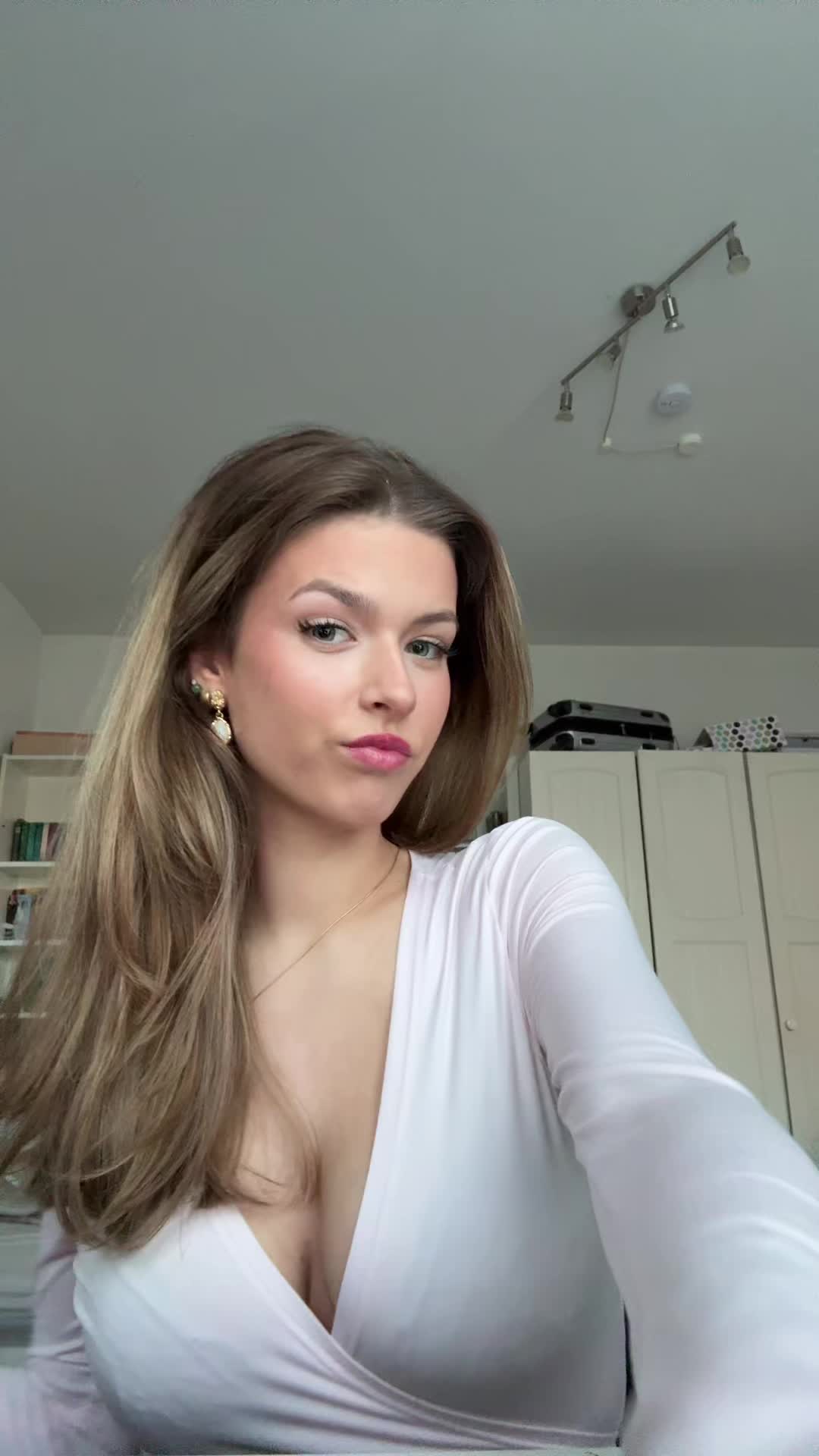 @Olivia