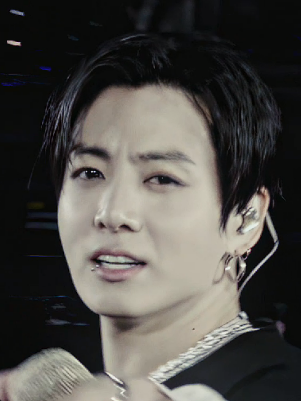 @Bโ แฅฃ๐าโฒ Tโแต ๐๐