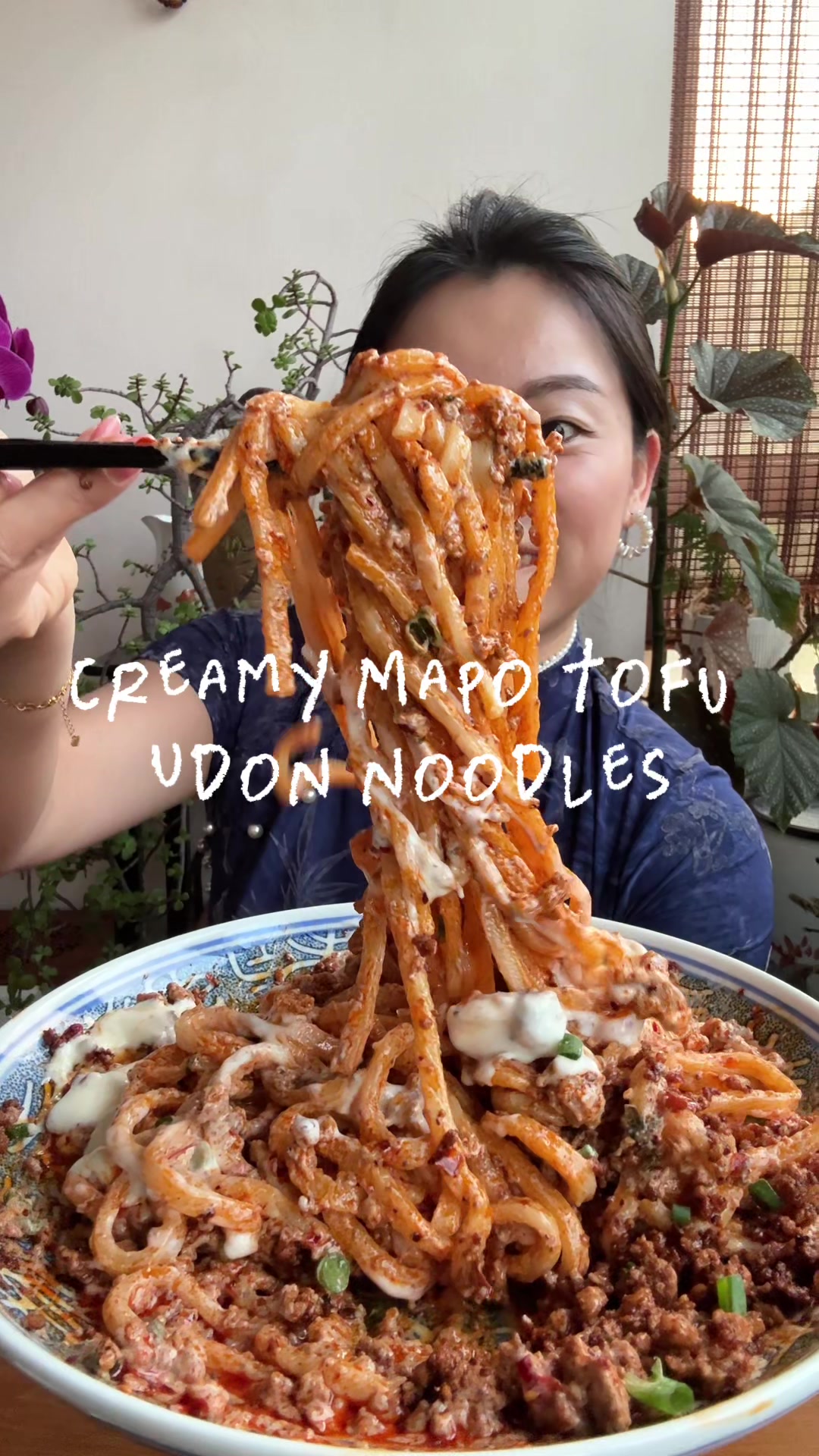 @Verna eats food & travels