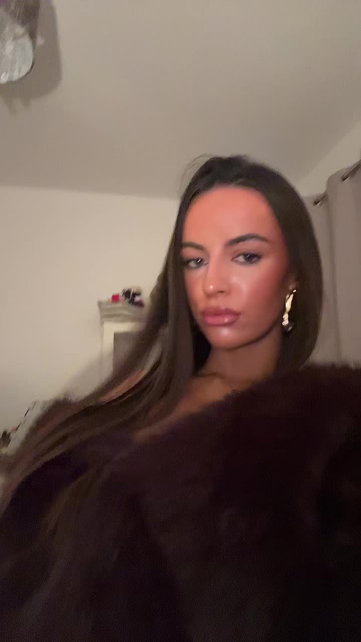 @holly🧿🍒