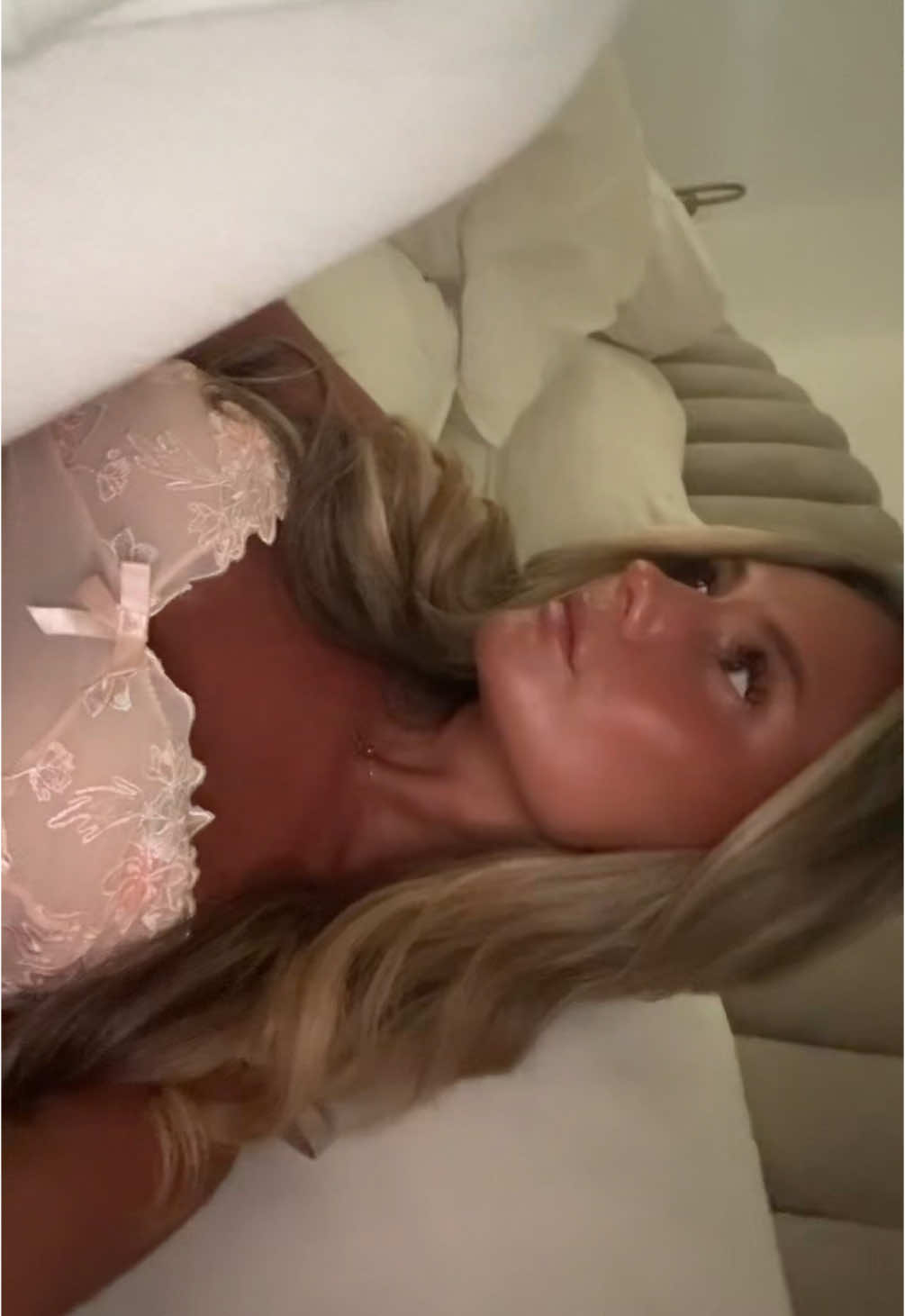 @Fanny Angel&ouml;f