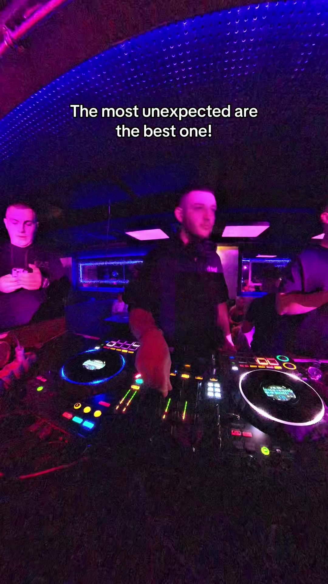 @DJ KIKI