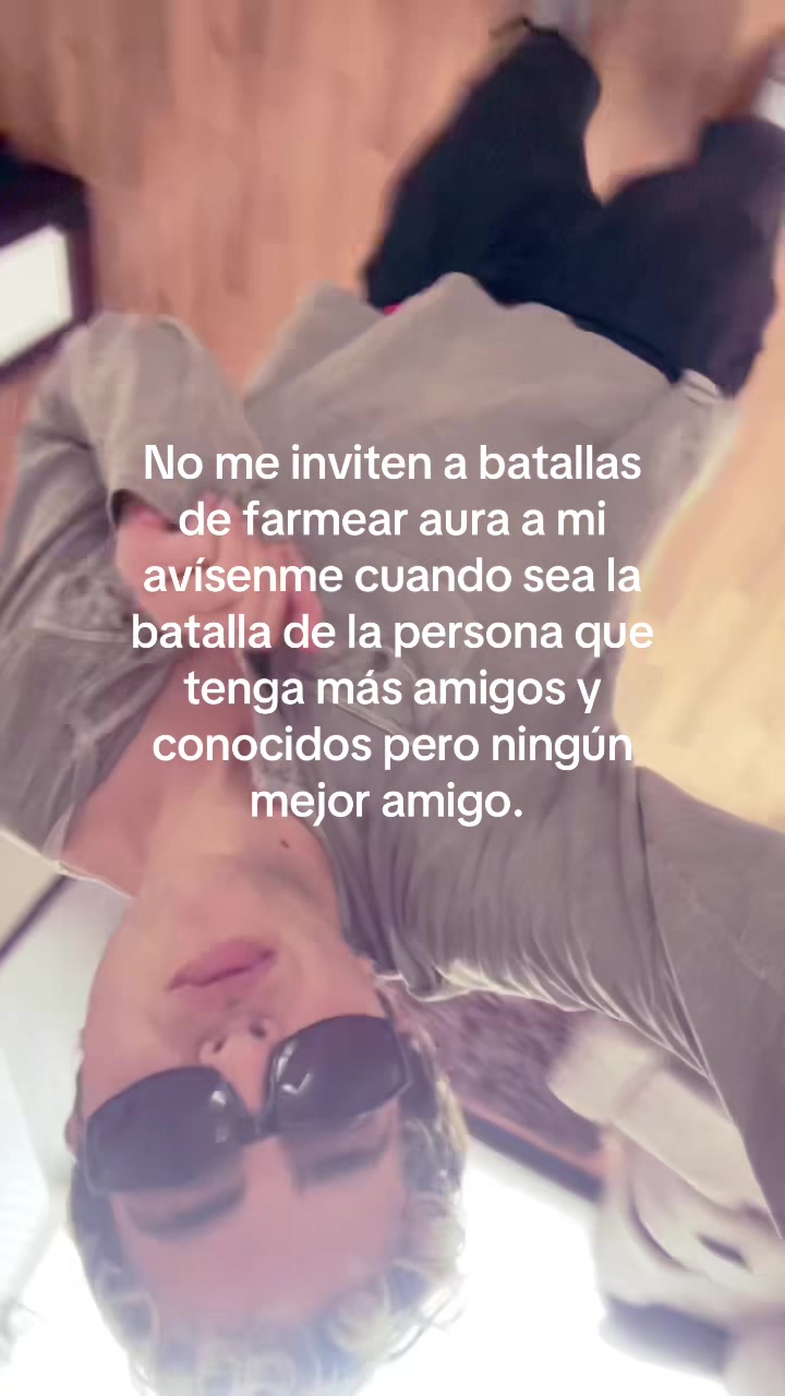 @holip
