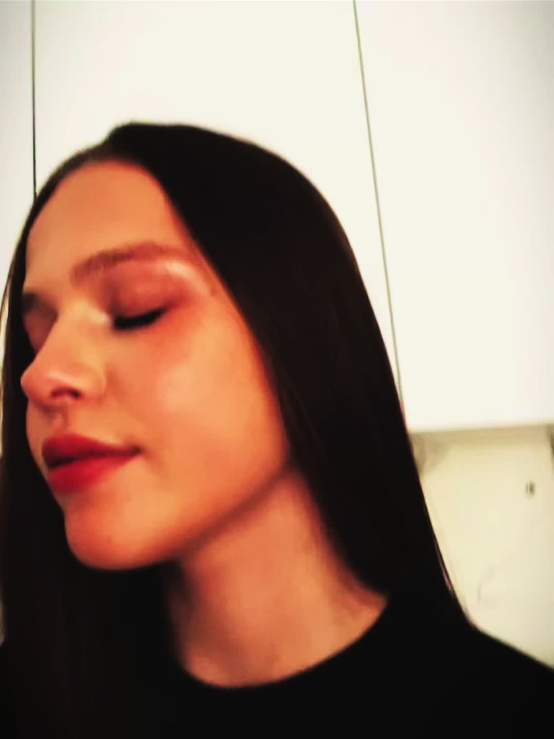 @Эви