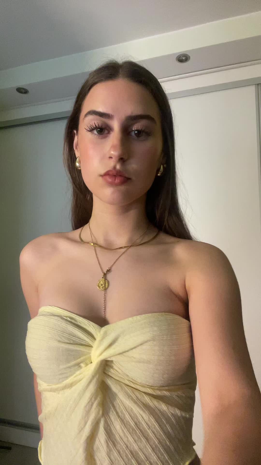 @𝐂