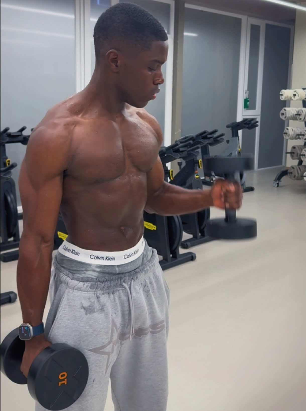 @ossi💪🏿