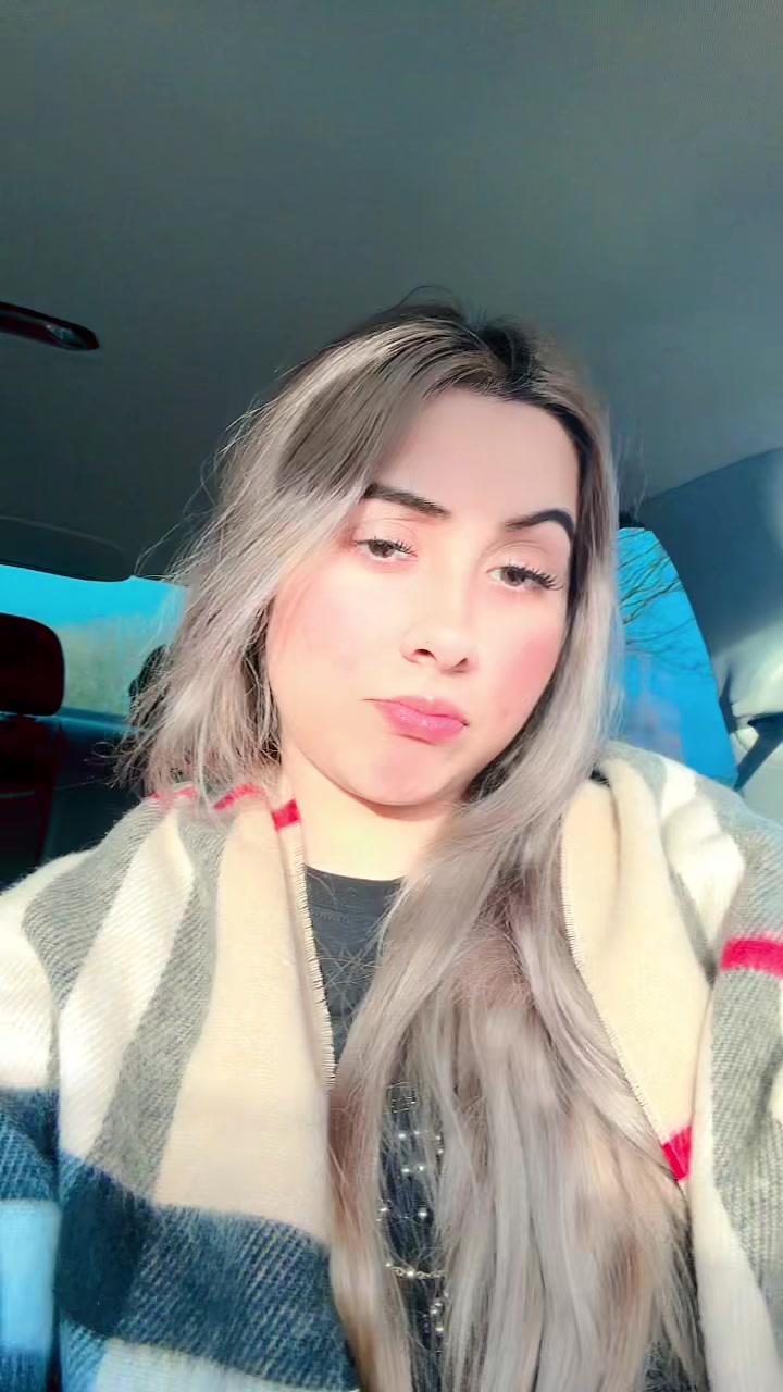 @Roxanarostz🖤🦅