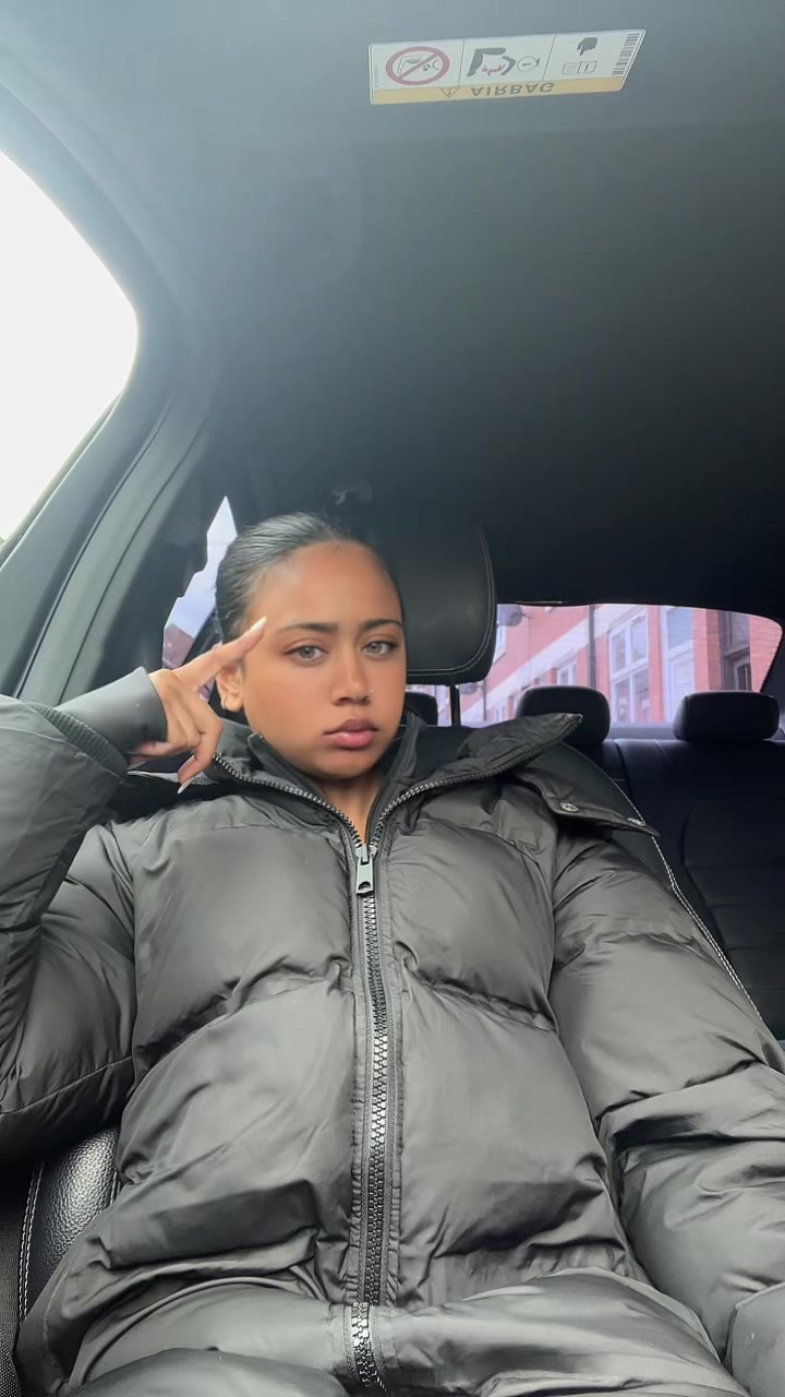 @jasminebbb