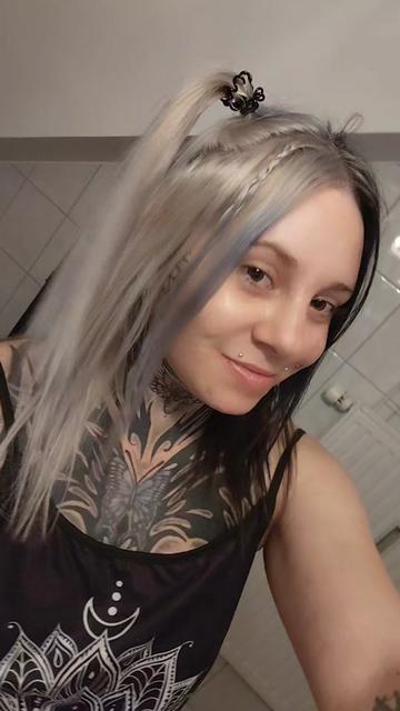 @Giina_Official