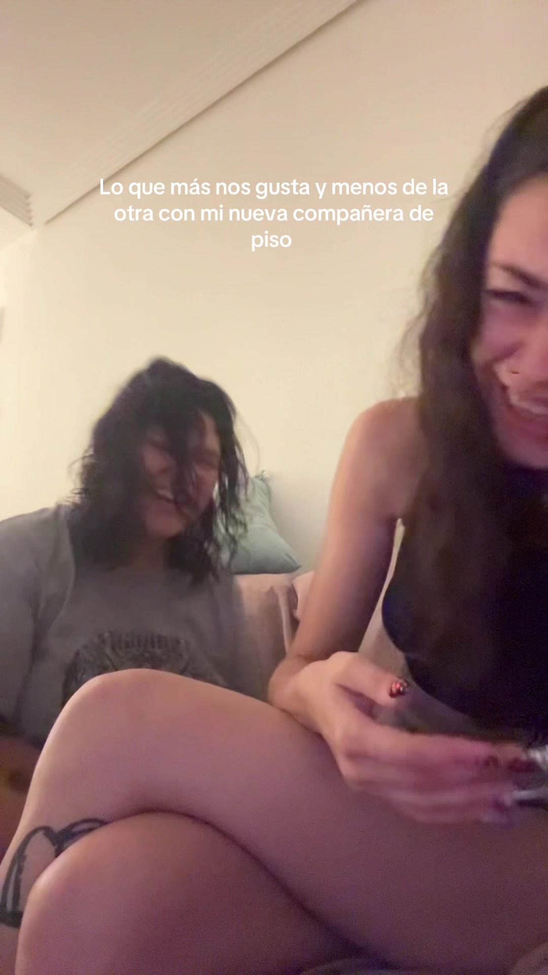 @minadamnnailz