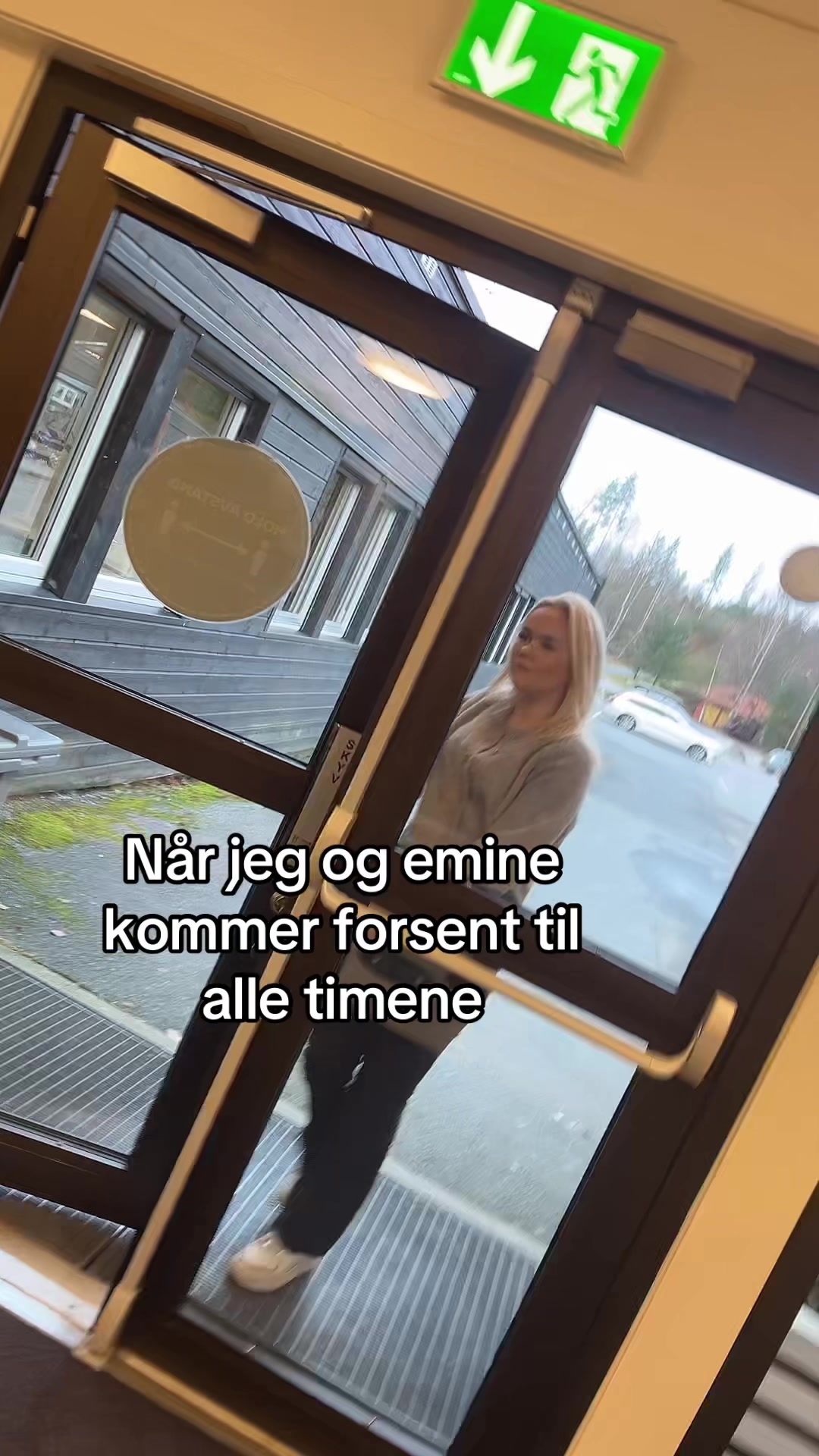 @Emine og Hedda