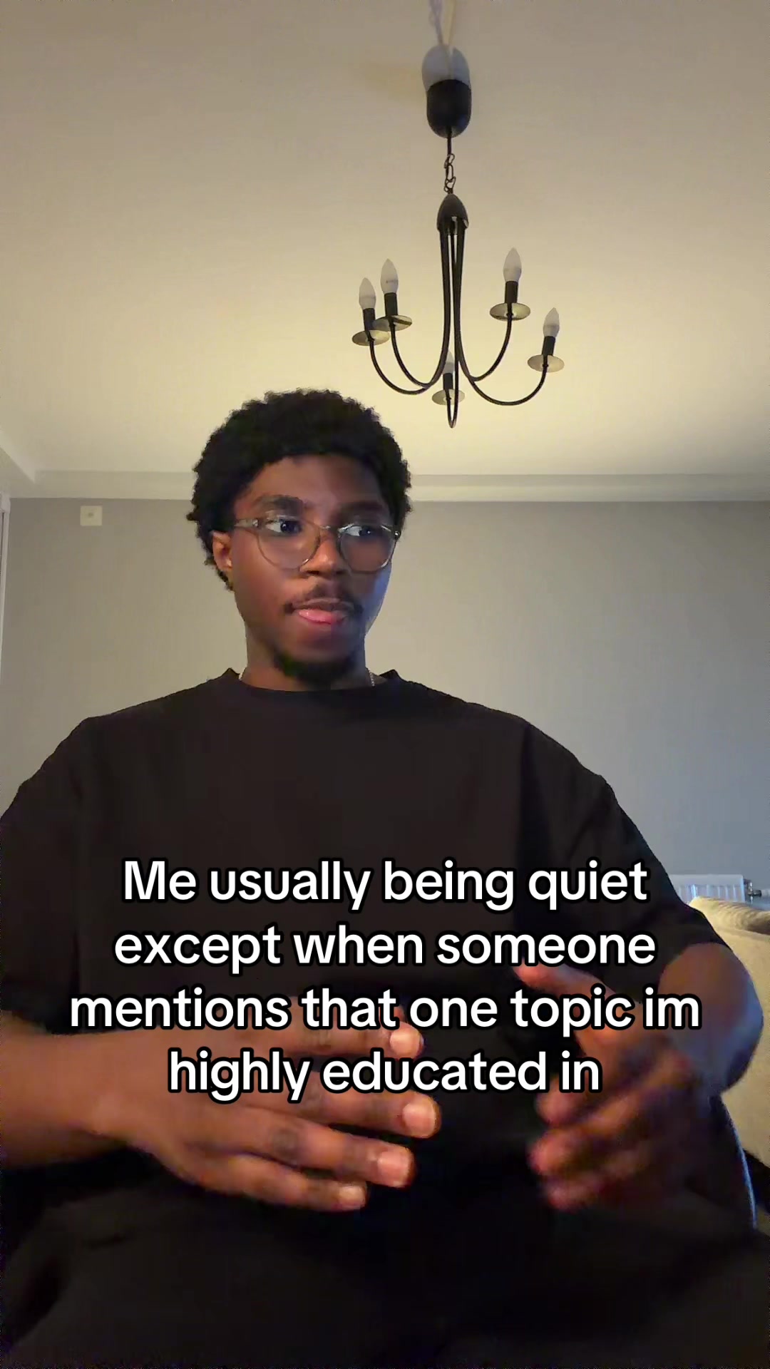 @「🕴🏾」
