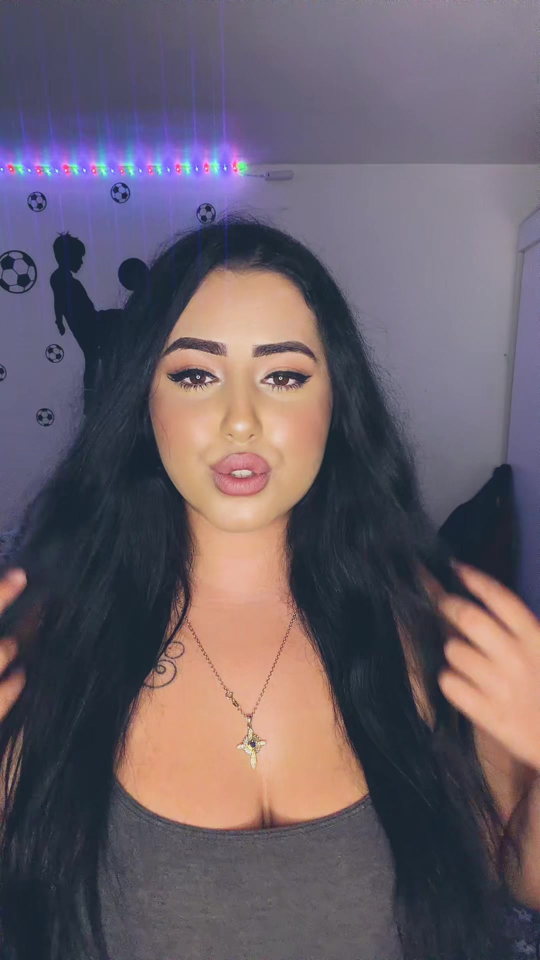@Corinushh