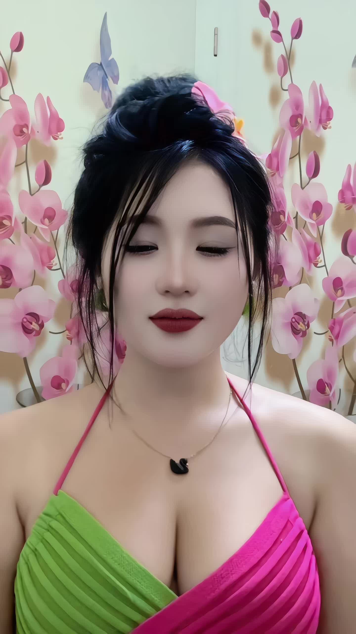 @Hlub koj xb