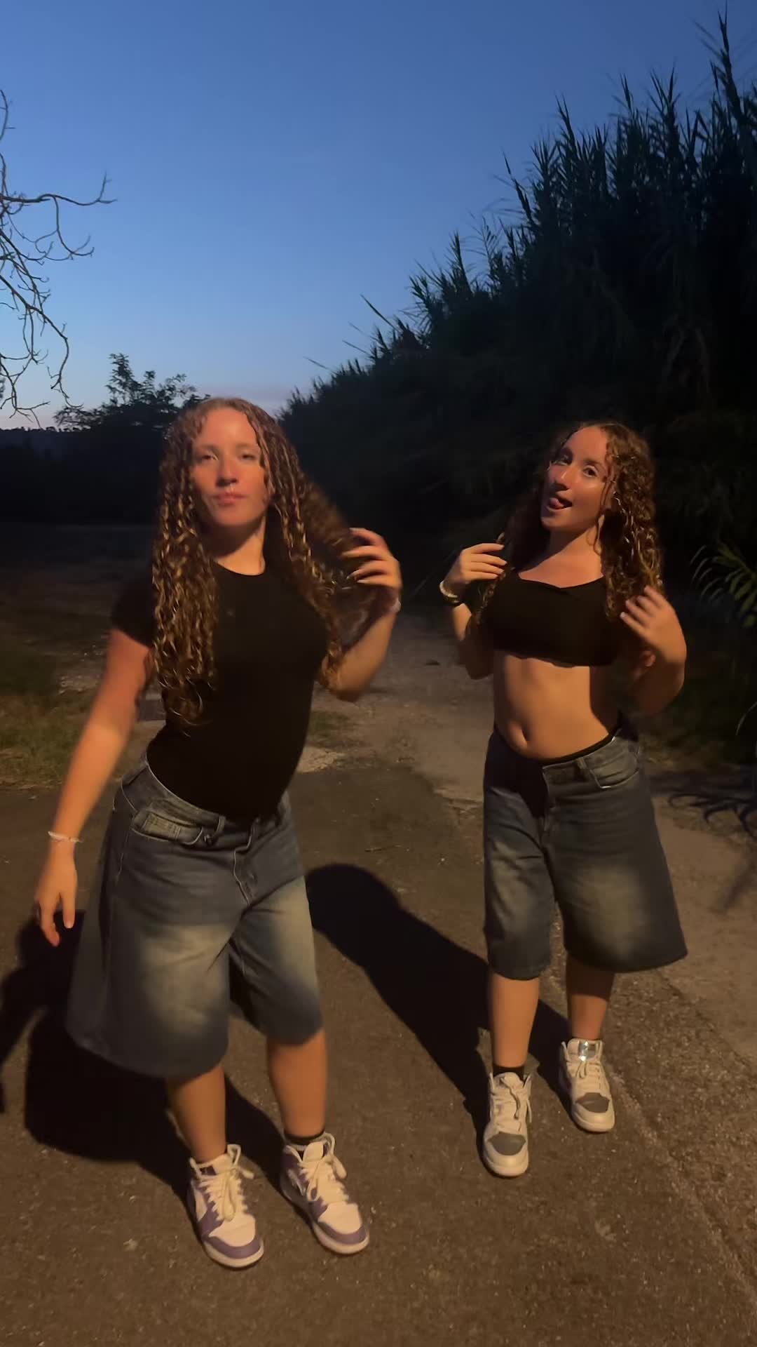 @LAURA E MARTA DE ANGELIS