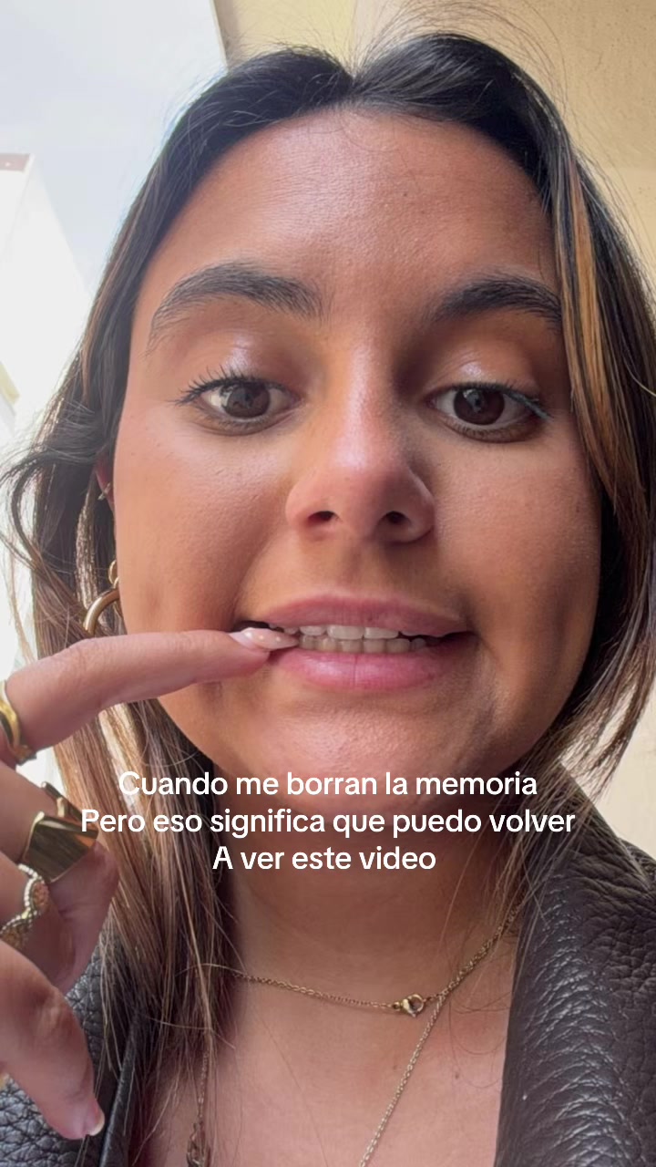 @Albita🤍