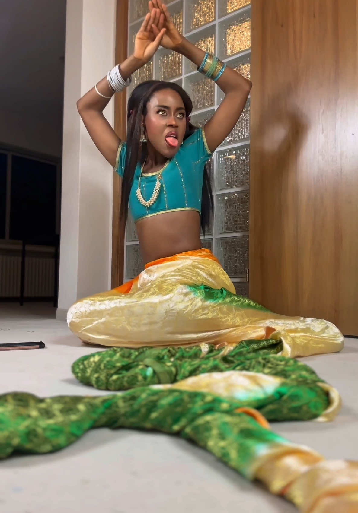 @Afrodesi🇳🇬🇮🇳