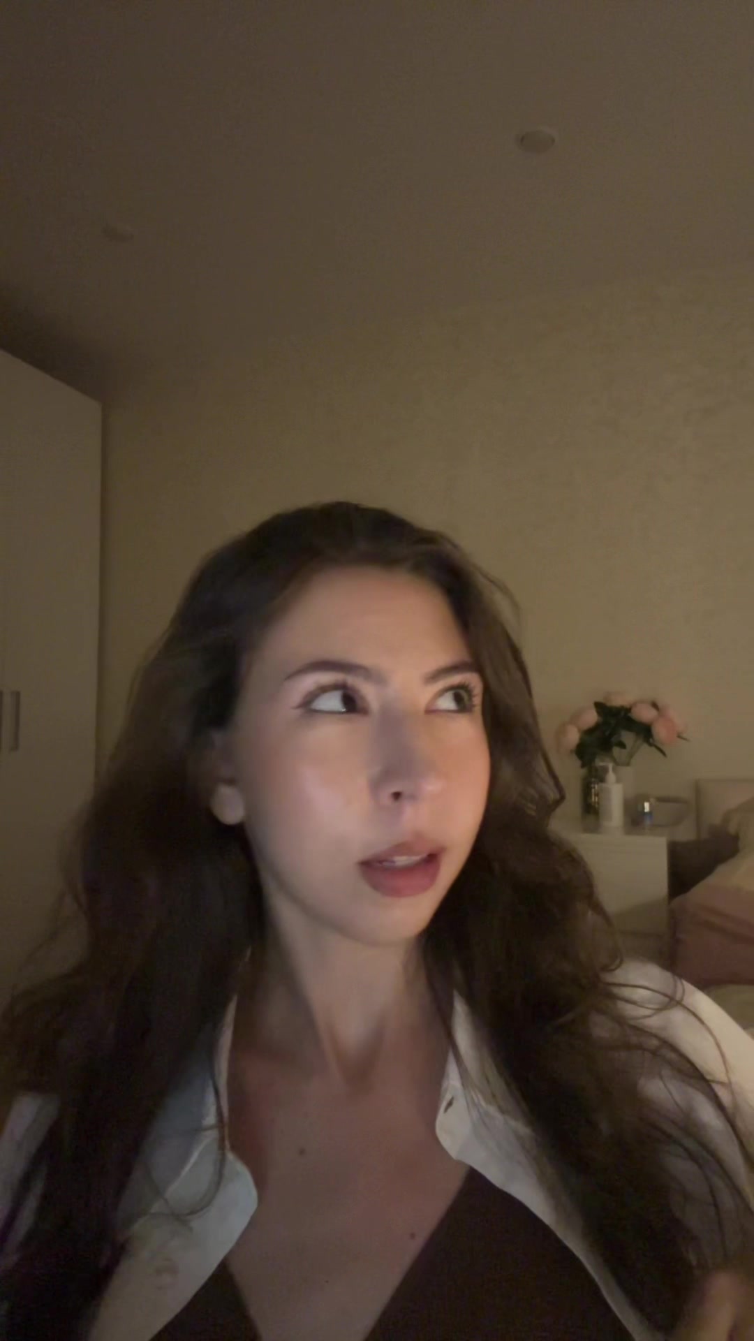 @d.