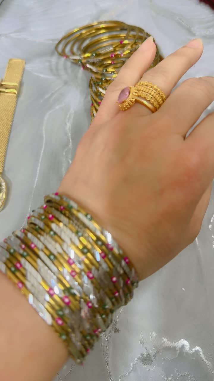 @BiasBoutique