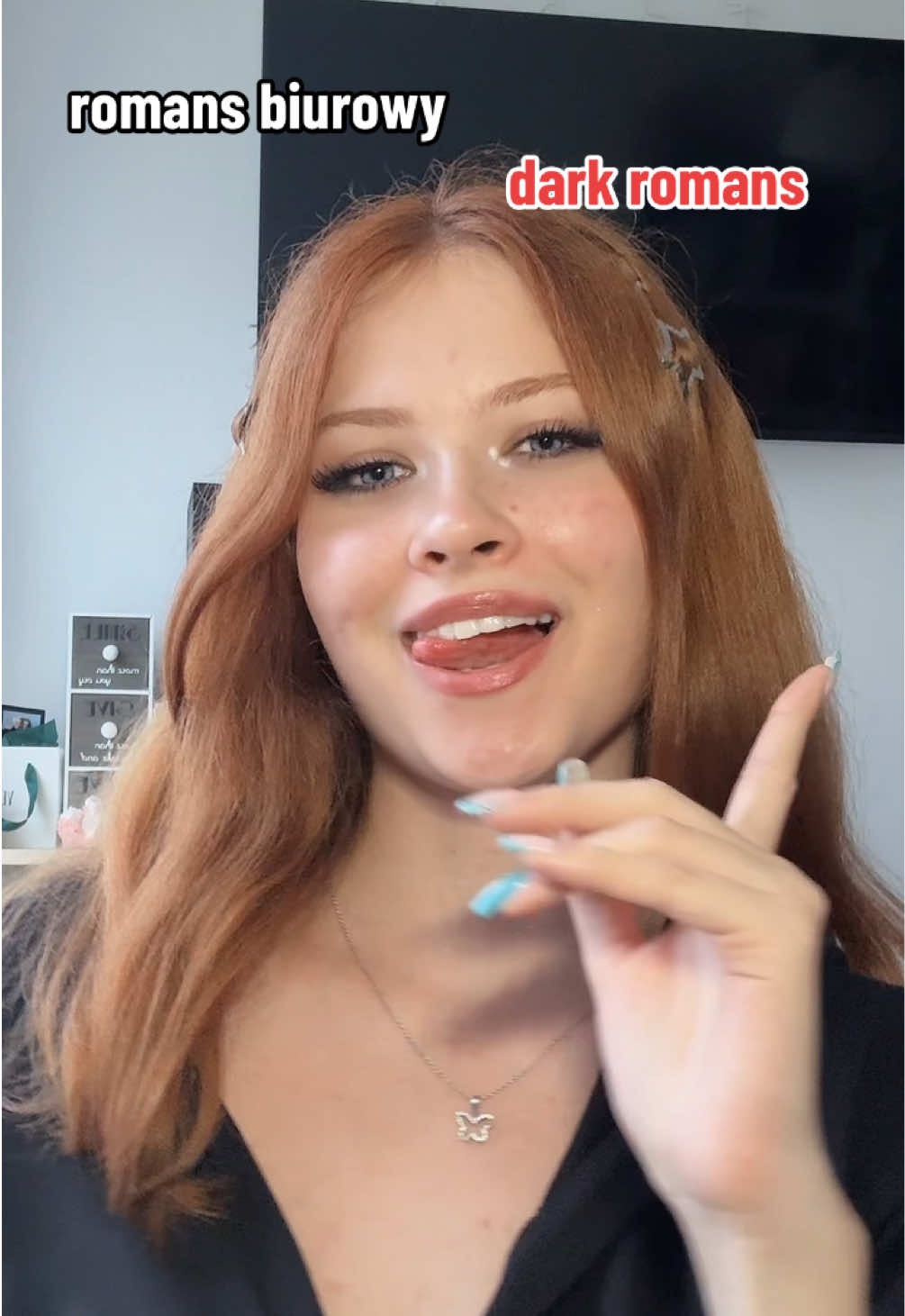 @Eleonora / booktok