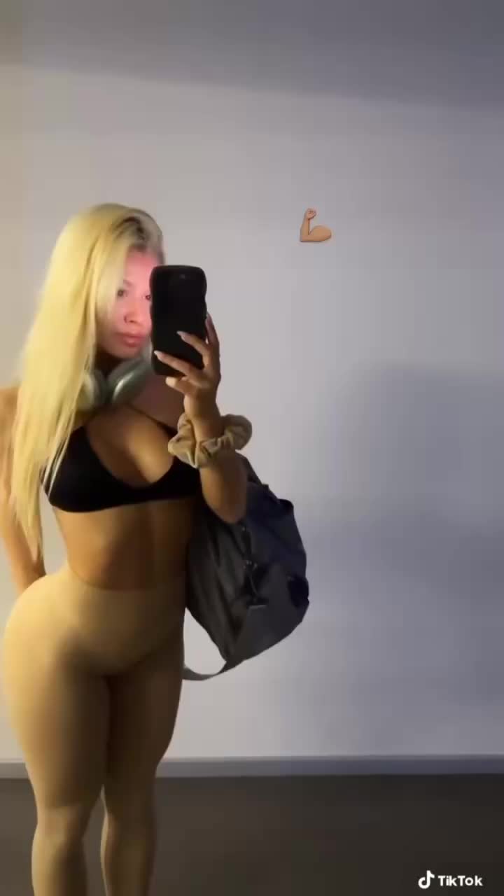 @Emaaxx