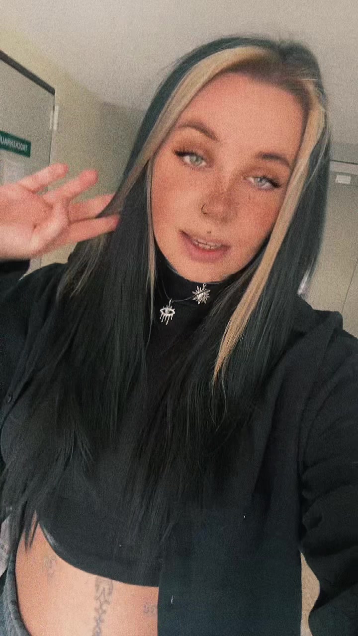 @Chrissy 🔮🕉