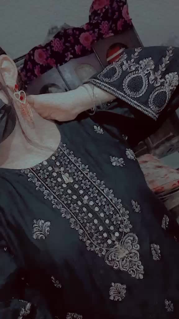@Hira khan 👑