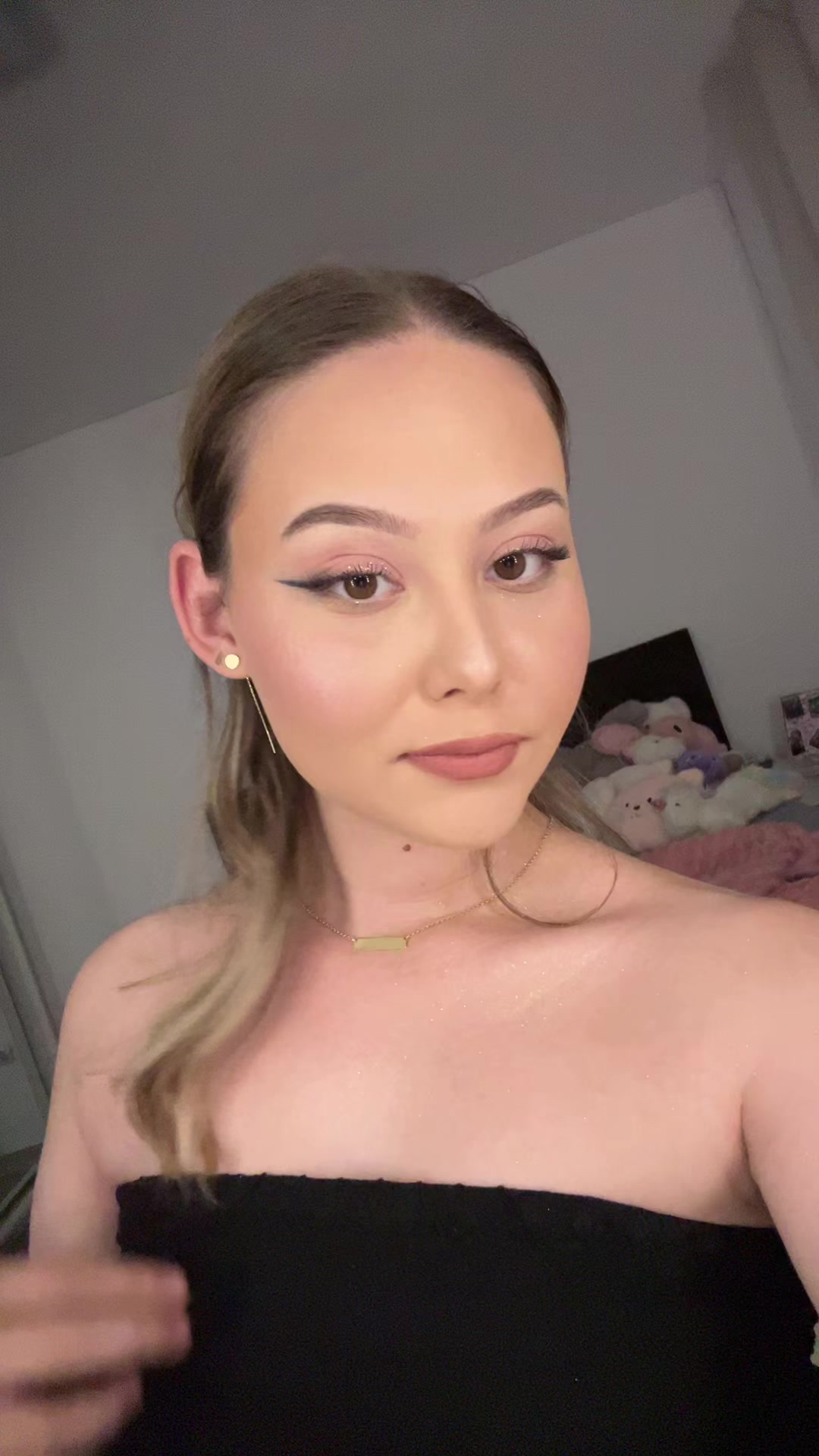 @👸🏼