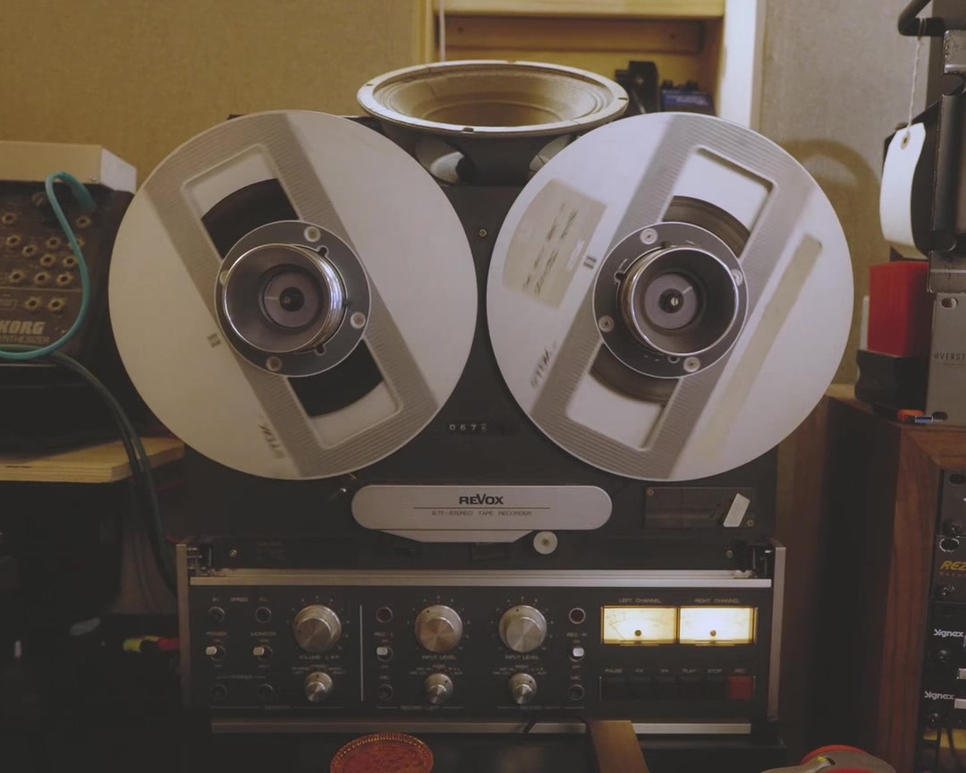 @Overmono