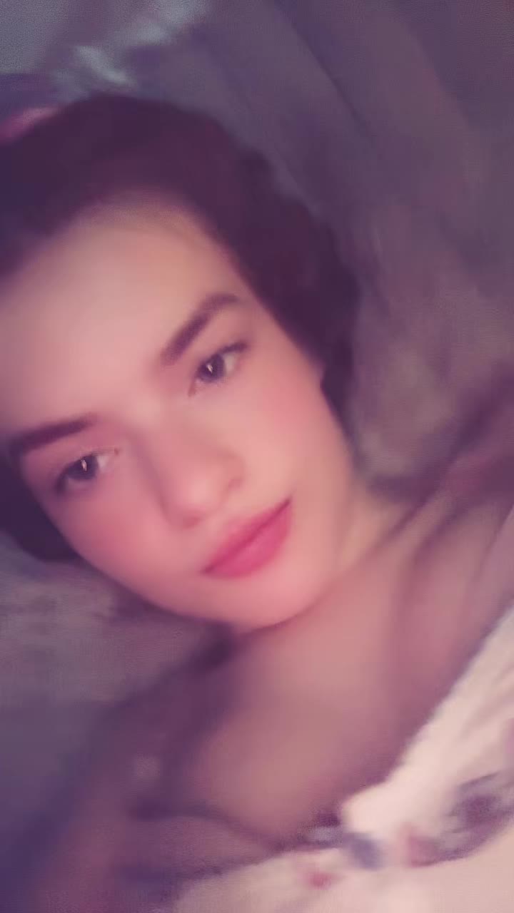 @𝓔𝓑&hearts;️