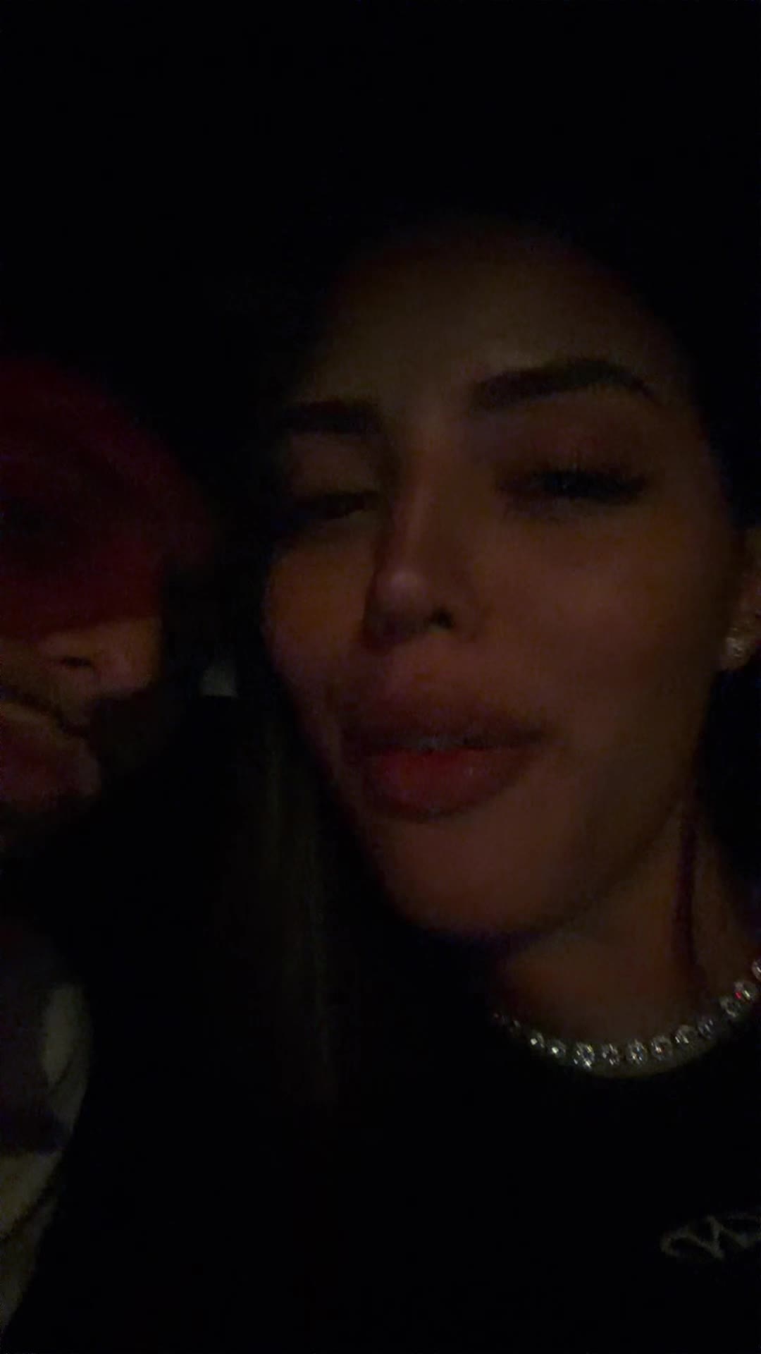 @Ari Zoppi