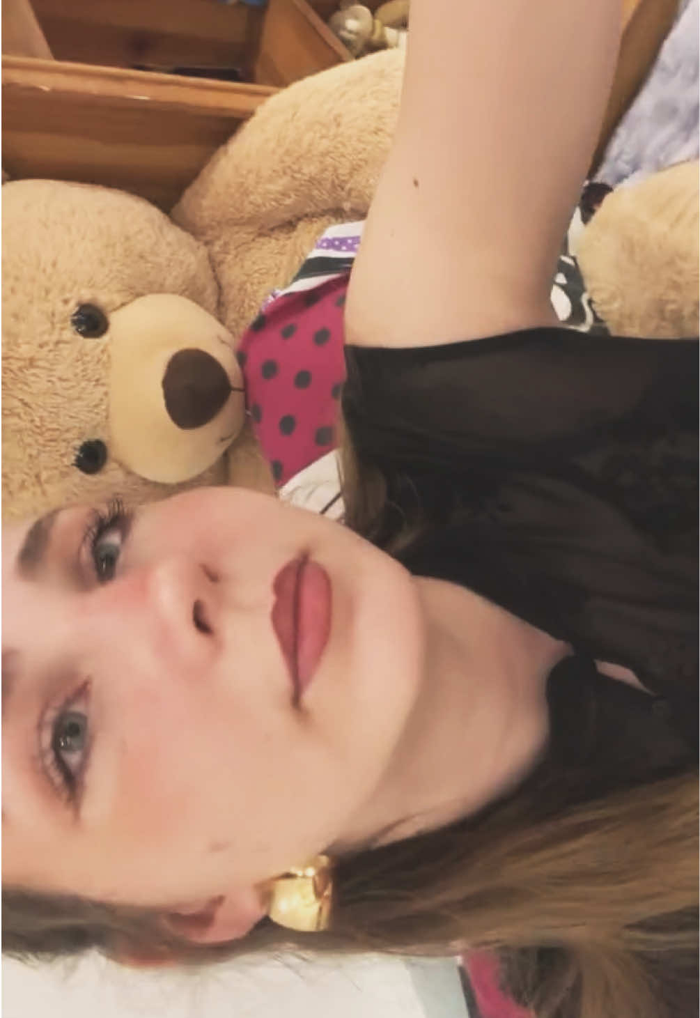 @nikoletaa