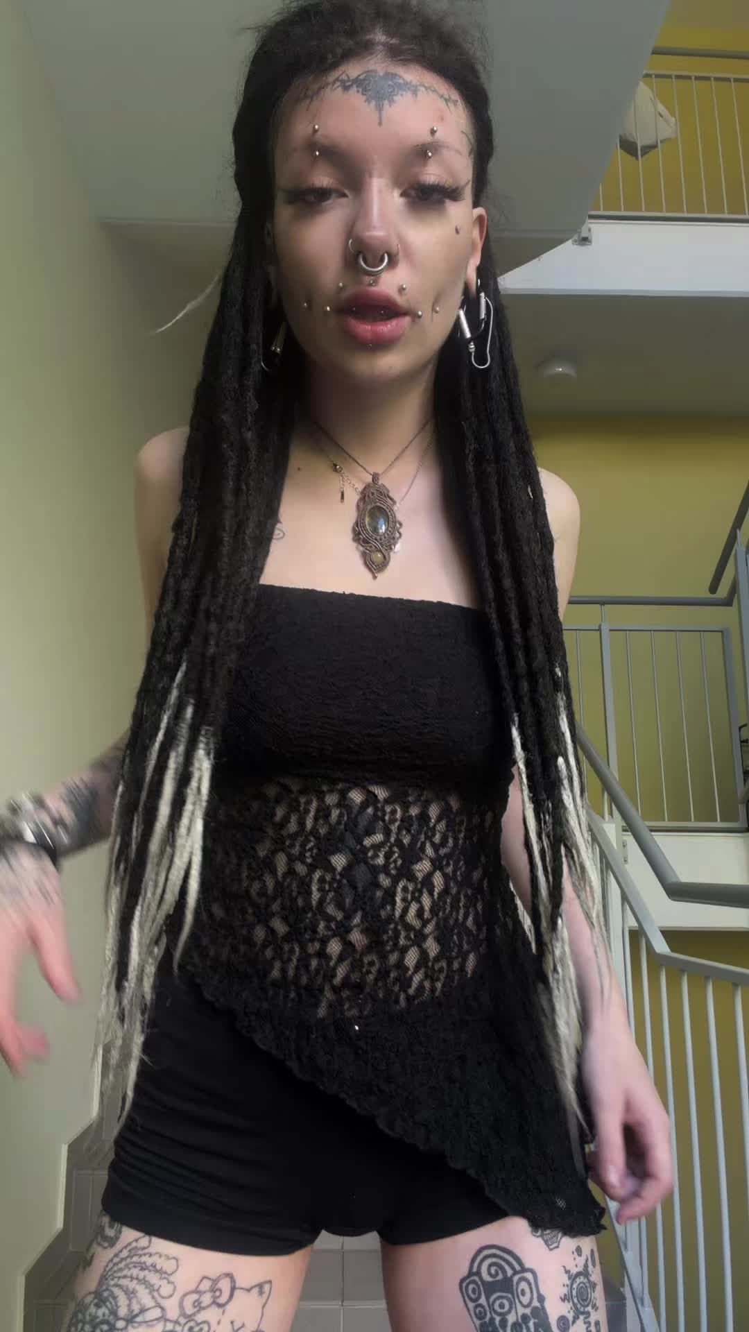 @nessamik2.3