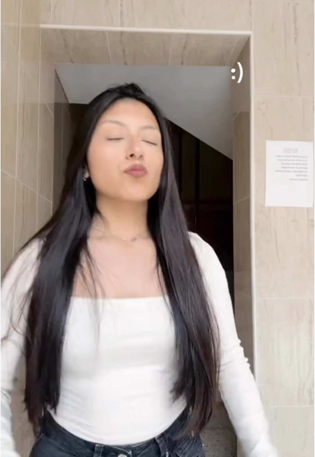 @Ana Veronica