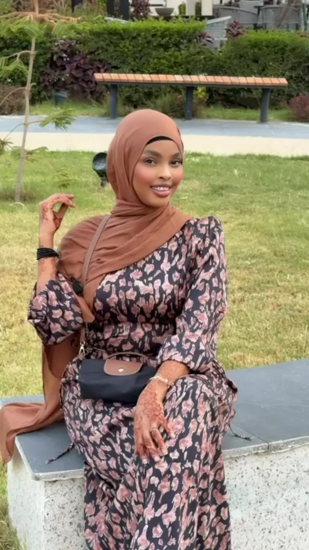 @Fadumo Riyaad