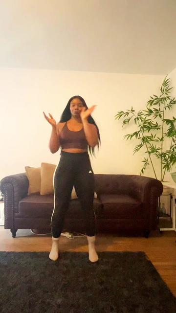 @Maliqkah🍑🧡