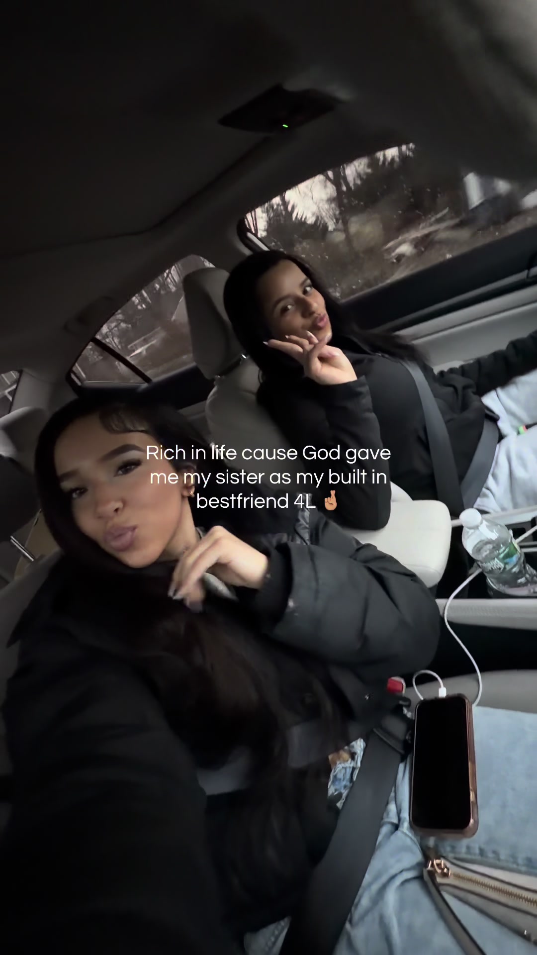 @E 🦋