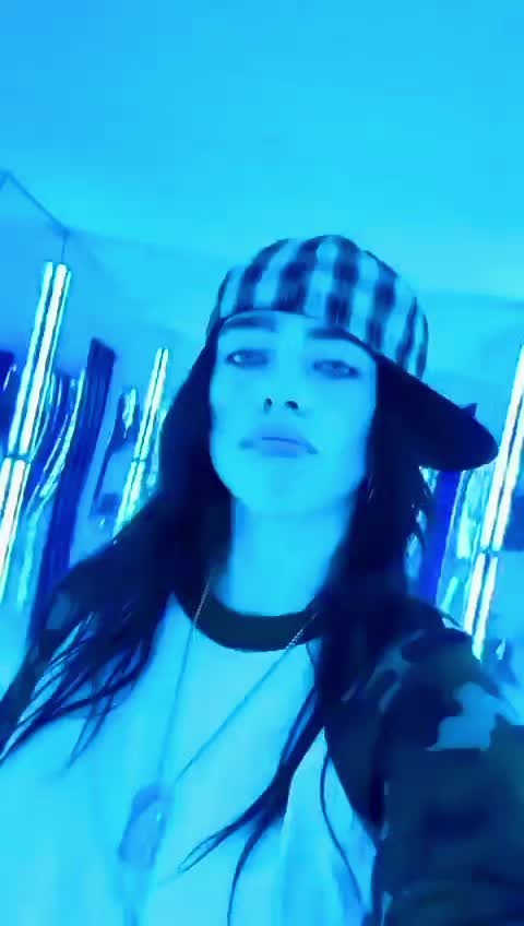 @NOT BILLIE EILISH