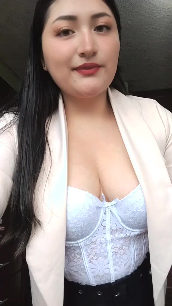 @Estefania 🌻🩷